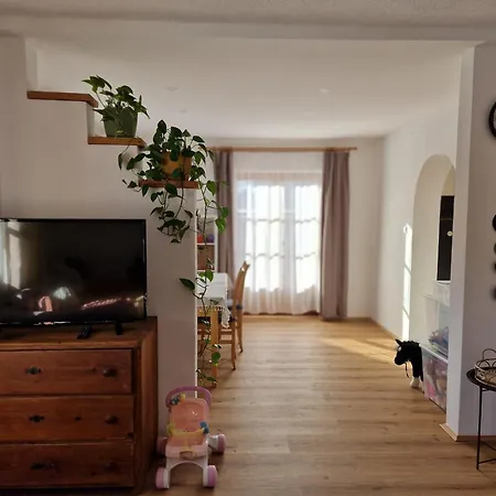 Family House Am Hallstaettersee بيت للعطل