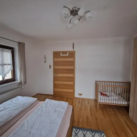 Semesterbostad Family Haus Am Hallstaettersee